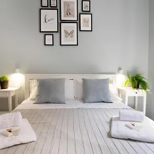 Ad Maiora Apartamento